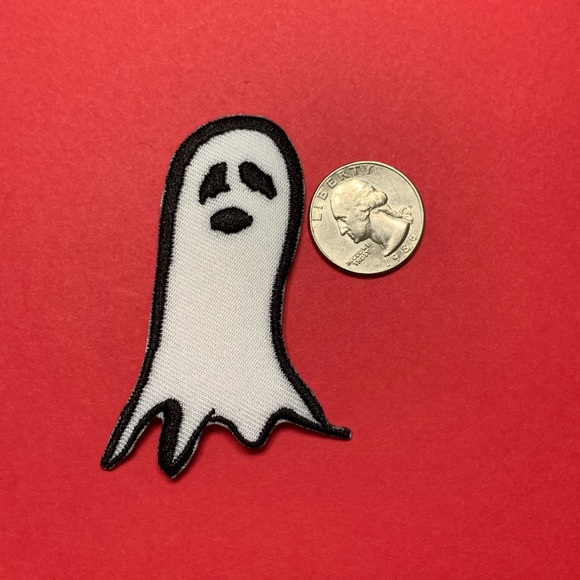 Spooky ghost iron on patch - Picture 2 of 2